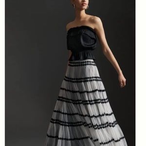 Anthropologie NWT Geisha Designs Tulle Maxi Skirt Floral Lace $198 Size 4